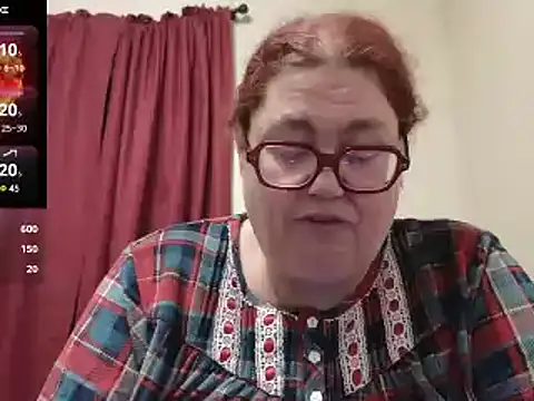 Snapshot of EmberCum chatting on February 16, 10:21 am EmberCum online show from February 16, 10:21 am