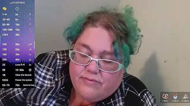 Snapshot of EmberCum chatting on September 30, 9:42 pm EmberCum online show from September 30, 9:42 pm