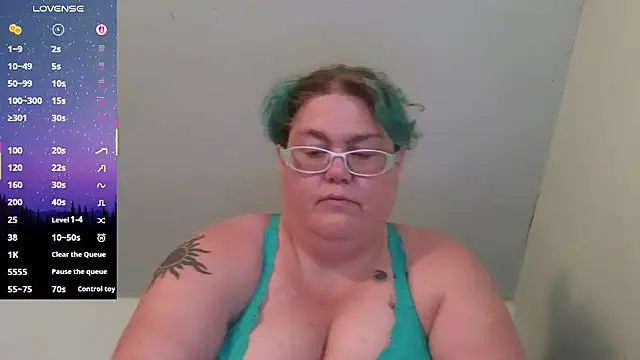 Snapshot of EmberCum chatting on October 2, 9:55 pm EmberCum online show from October 2, 9:55 pm