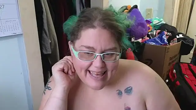 Snapshot of EmberCum chatting on December 5, 1:09 pm EmberCum online show from December 5, 1:09 pm