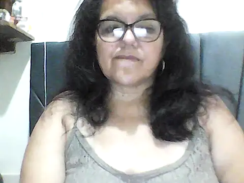 kassandra02 online show from October 3, 2:52 am