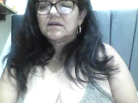 kassandra02 online show from October 13, 3:39 am