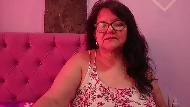kassandra02 online show from May 23, 1:15 pm