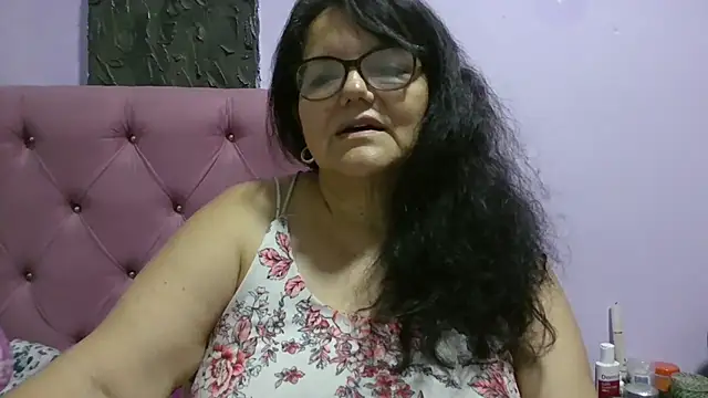 kassandra02 online show from May 27, 2:19 am