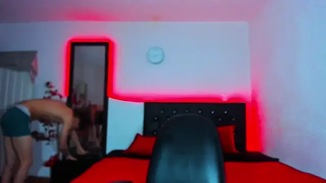 Snapshot of DavidfullOFlove chatting on January 18, 5:52 am DavidfullOFlove online show from January 18, 5:52 am