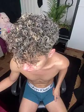 Snapshot of DavidfullOFlove chatting on September 26, 6:45 pm DavidfullOFlove online show from September 26, 6:45 pm