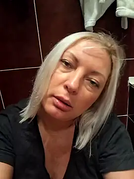 cutecatXXX online show from April 27, 10:19 pm