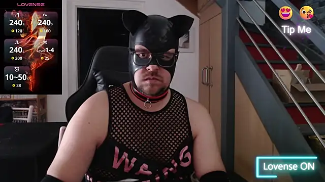 punky233 online show from June 10, 4:06 pm