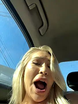 DreamPussyy online show from October 25, 5:37 am