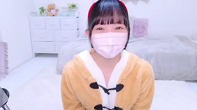 Snapshot of 86_haru chatting on December 23, 11:25 am 86 haru online show from December 23, 11:25 am