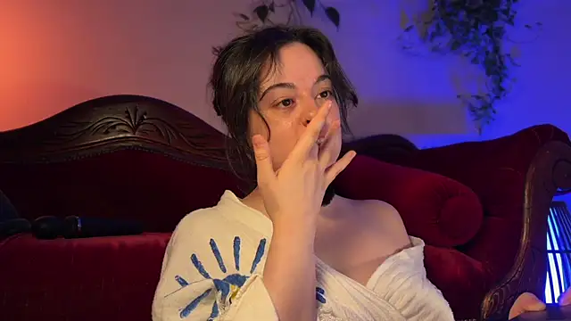 Snapshot of OohBunny chatting on June 2, 8:55 pm OohBunny online show from June 2, 8:55 pm