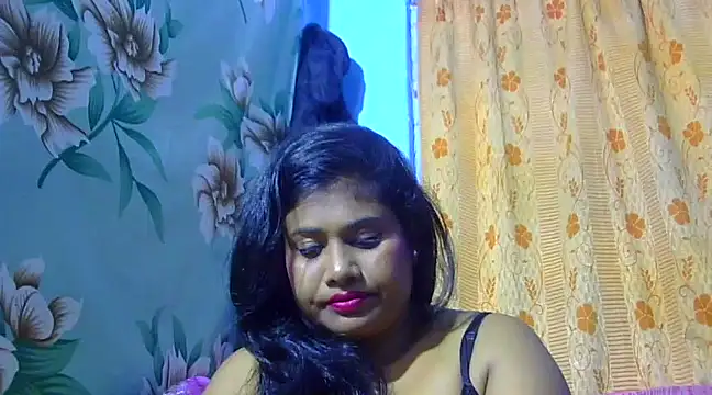 Snapshot of sexy_roma chatting on February 28, 3:37 pm sexy roma online show from February 28, 3:37 pm