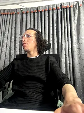 Snapshot of Orlandodcn_69 chatting on September 25, 10:57 pm Orlandodcn 69 online show from September 25, 10:57 pm