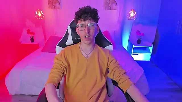 Snapshot of Orlandodcn_69 chatting on October 6, 5:49 am Orlandodcn 69 online show from October 6, 5:49 am