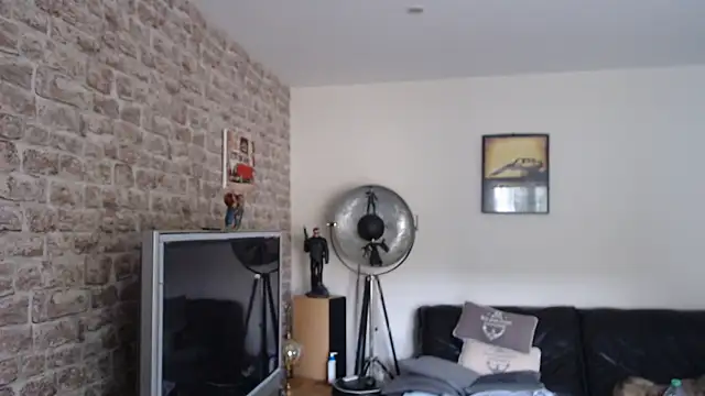 Snapshot of Goduleur69 chatting on April 14, 4:02 pm Goduleur69 online show from April 14, 4:02 pm