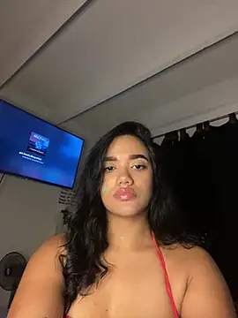 Snapshot of ElaEndez_ chatting on May 16, 11:25 pm ElaEndez online show from May 16, 11:25 pm