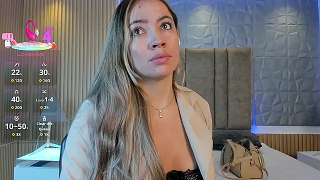 Alessia Taylorr online show from September 12, 12:05 pm