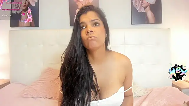 Sweetdreamses  online show from January 9, 3:34 pm