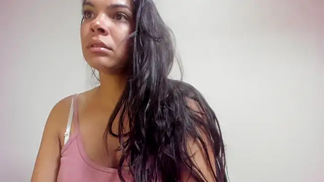 Sweetdreamses  online show from February 25, 1:28 pm