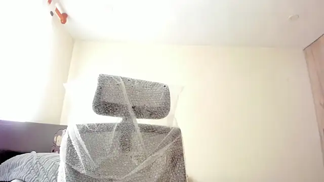 Sweetdreamses  online show from September 18, 2:08 pm