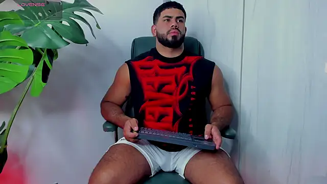 noah crux online show from June 12, 9:57 pm