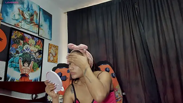 Snapshot of Valeria_Fitness chatting on July 19, 8:01 pm Valeria Fitness online show from July 19, 8:01 pm