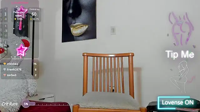 Snapshot of Sweet_Roxy1 chatting on February 17, 10:14 pm Sweet Roxy1 online show from February 17, 10:14 pm