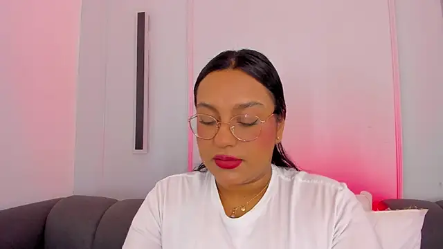 ellamontoya online show from November 27, 12:29 pm