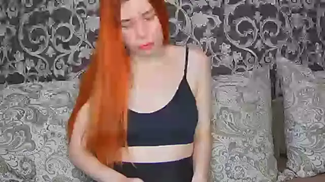 ElllaNuar online show from December 4, 6:23 am