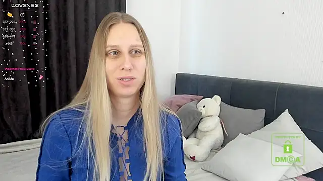 miissblonde online show from March 23, 3:21 am