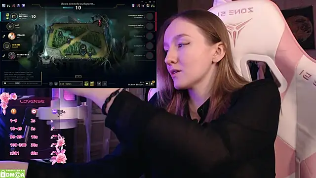 MoonlishSiren online show from February 14, 9:53 pm