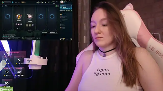 MoonlishSiren online show from February 26, 8:11 pm