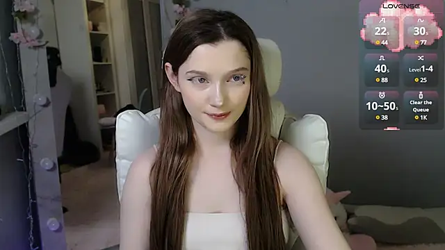 White kitty01 online show from January 17, 1:46 pm