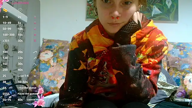 Sophie Bell online show from December 22, 6:48 pm