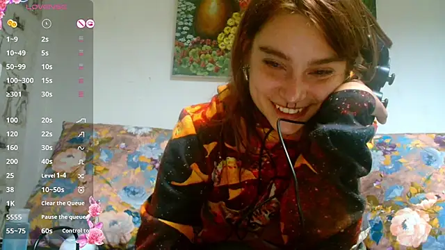 Sophie Bell online show from December 26, 4:36 pm