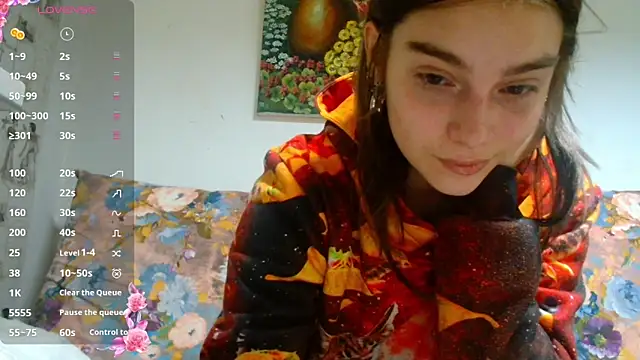 Sophie Bell online show from January 2, 6:45 pm