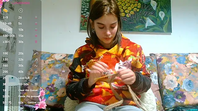 Sophie Bell online show from January 3, 10:29 pm