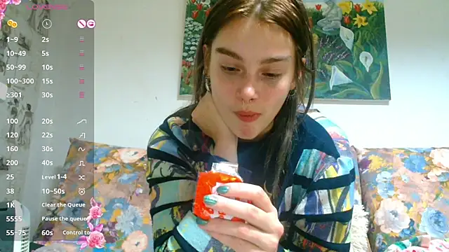 Sophie Bell online show from January 5, 9:57 pm