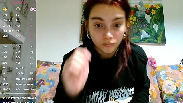 Sophie Bell online show from January 29, 8:25 pm