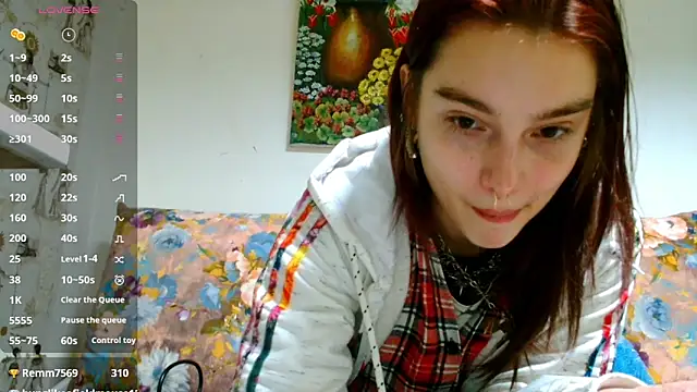 Sophie Bell online show from February 5, 7:20 pm