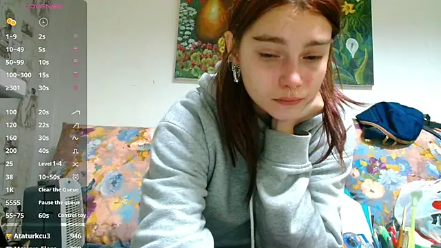Sophie Bell online show from February 14, 6:40 pm