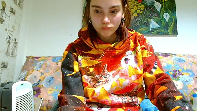 Sophie Bell online show from February 21, 7:43 pm