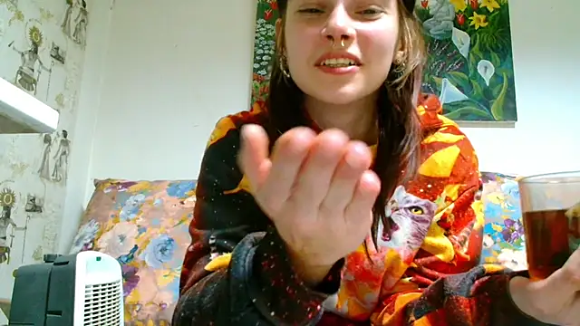 Sophie Bell online show from February 21, 10:48 pm