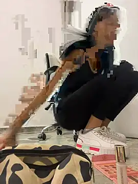 MelodyBliss online show from February 26, 9:47 pm