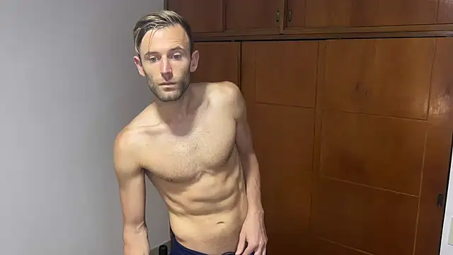 Snapshot of aquilesmade chatting on December 3, 2:49 pm aquilesmade online show from December 3, 2:49 pm