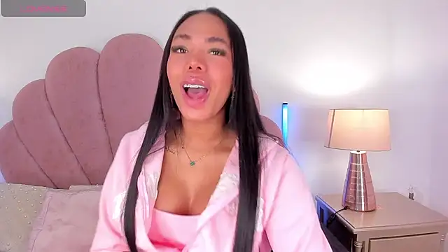 Nicole Paradise online show from February 13, 12:56 pm