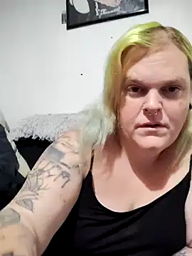 Trans Girl next door420 online show from April 28, 12:43 pm