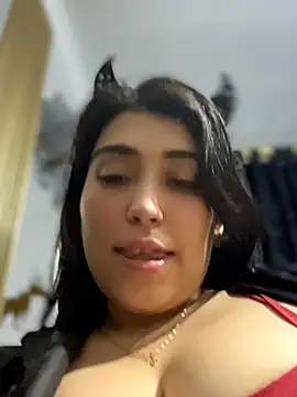emma  cute   online show from April 28, 11:37 am
