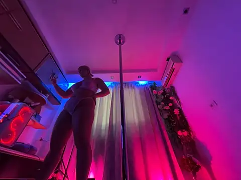 Snapshot of JosephineBlairs chatting on July 11, 11:57 am JosephineBlairs online show from July 11, 11:57 am