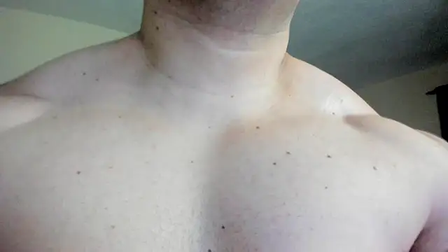 Snapshot of ApholoVV chatting on September 20, 7:31 am ApholoVV online show from September 20, 7:31 am